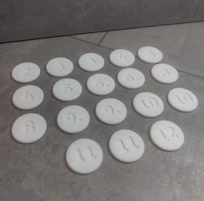Zahlen-Chips (Durchmesser 33 mm) für Siedler von Catan Erweiterung - passend für 3D Rohstofffelder - einfarbig / zweifarbig – Bild 2