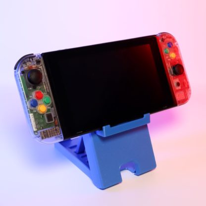 3D Gedruckter Faltbarer Nintendo Switch Ständer - Tragbar, Höhenverstellbar, Kompakt, Mit Ladekabelöffnung – Bild 3