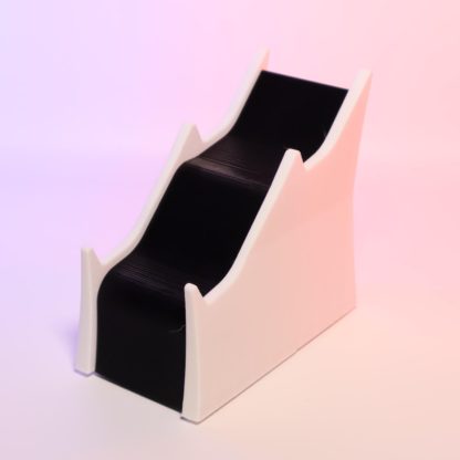 PS5 Controller Stand – Moderner Halter für 2 Controller | Platzsparend | Hochwertige Aufbewahrung für dein Gaming-Setup – Bild 4